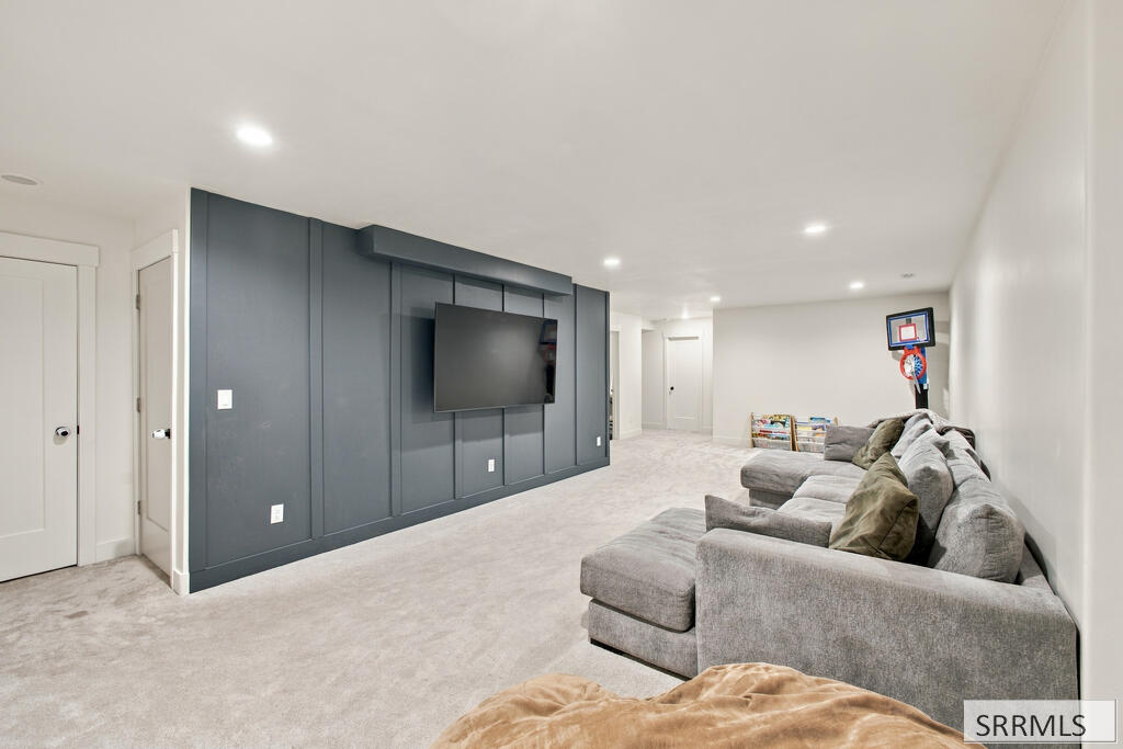4754 Memory Lane Property Photo 27