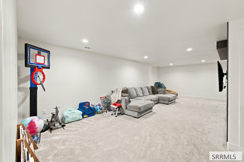 4754 Memory Lane Property Photo 28