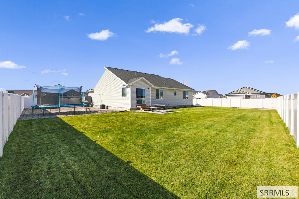 4754 Memory Lane Property Photo 40