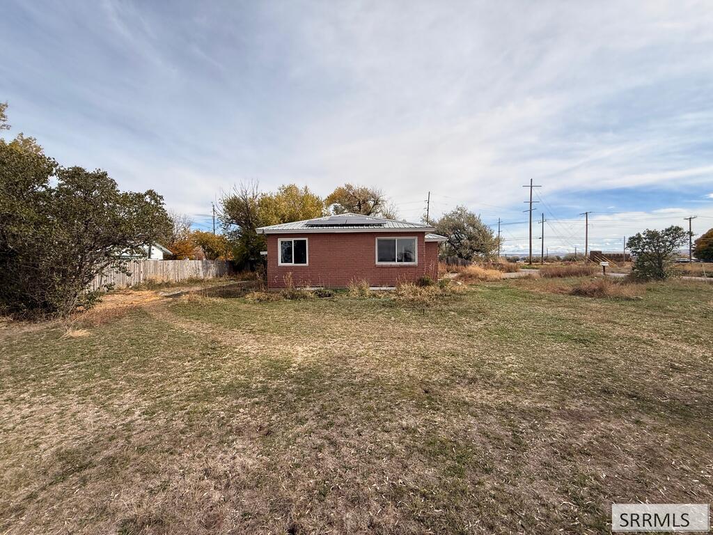 536 W 33 N Property Photo 4