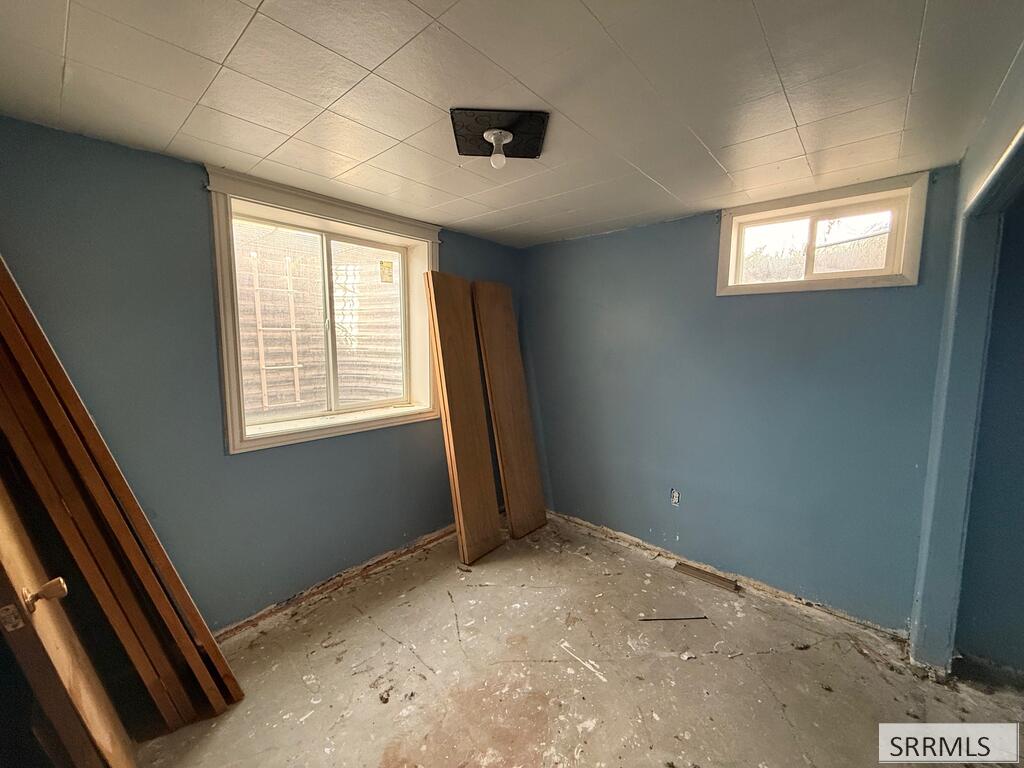 536 W 33 N Property Photo 22