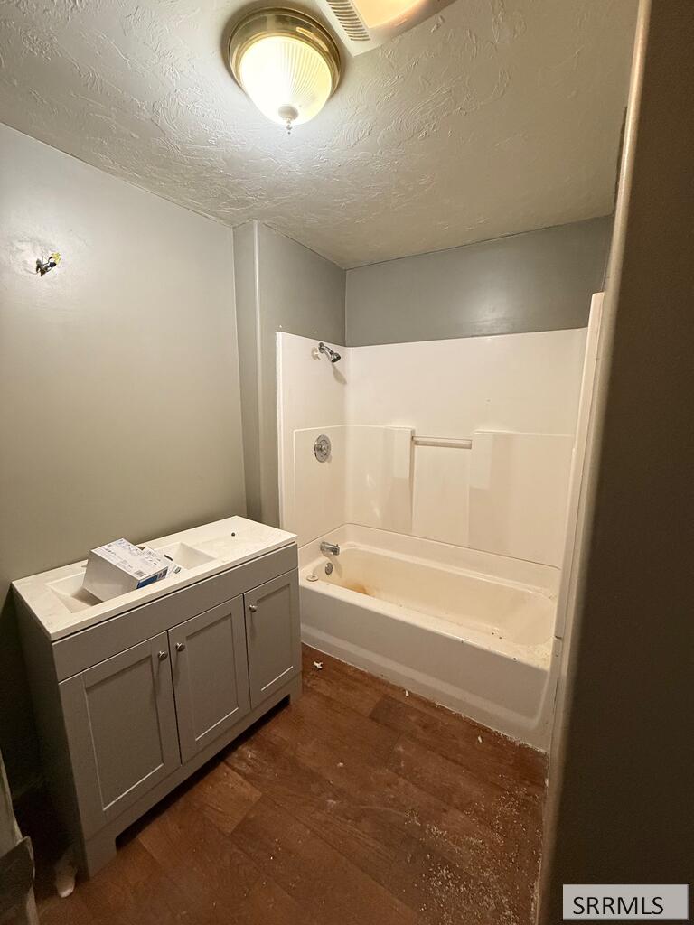 536 W 33 N Property Photo 24
