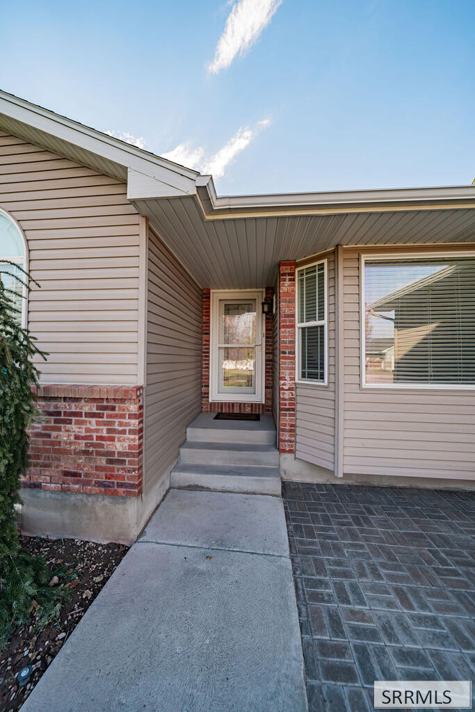 3320 W Woodside Drive Property Photo 6
