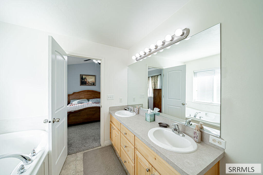 3320 W Woodside Drive Property Photo 45