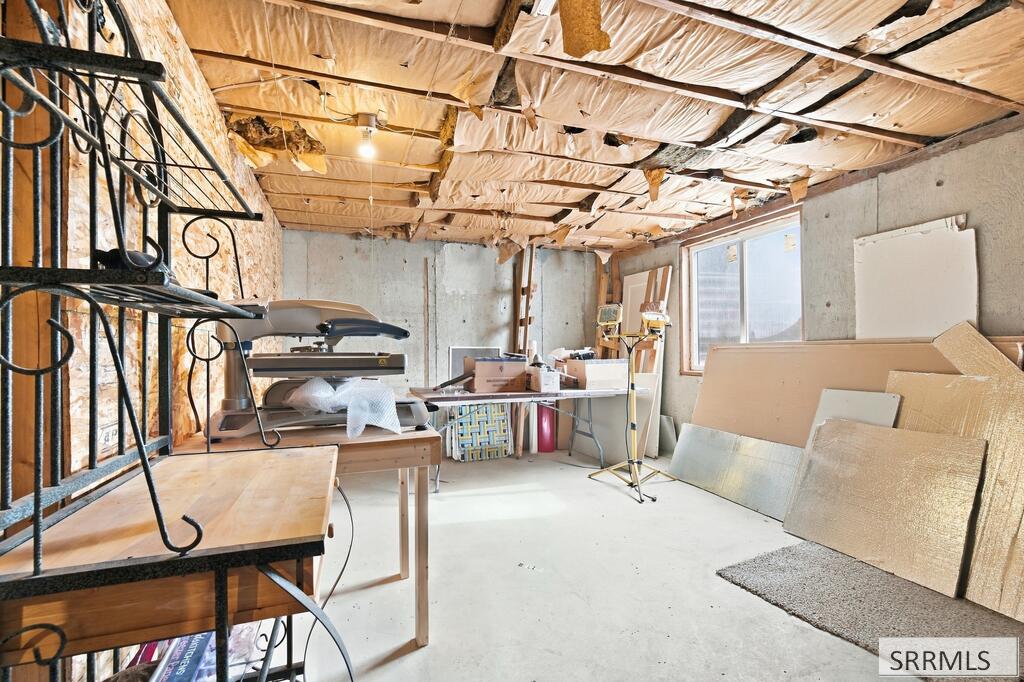 304 W 350 N Property Photo 33