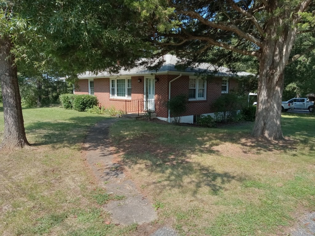 7106 Stage Coach Road Property Photo 3
