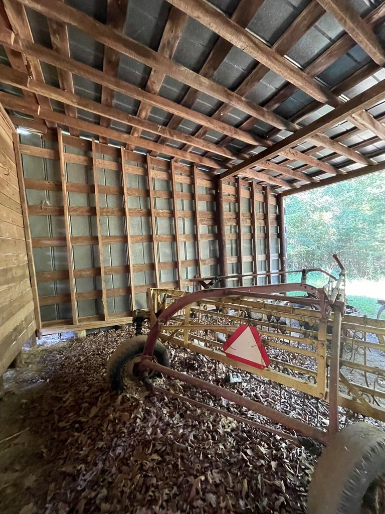 7106 Stage Coach Road Property Photo 24