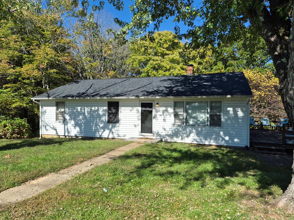 2048 Stage Coach Road Property Photo 1