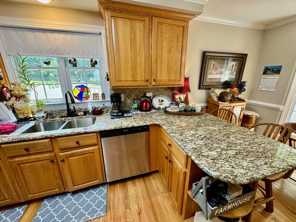 317 Lake Ridge Drive Property Photo 11