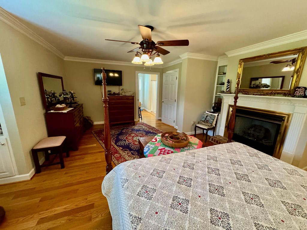 317 Lake Ridge Drive Property Photo 14