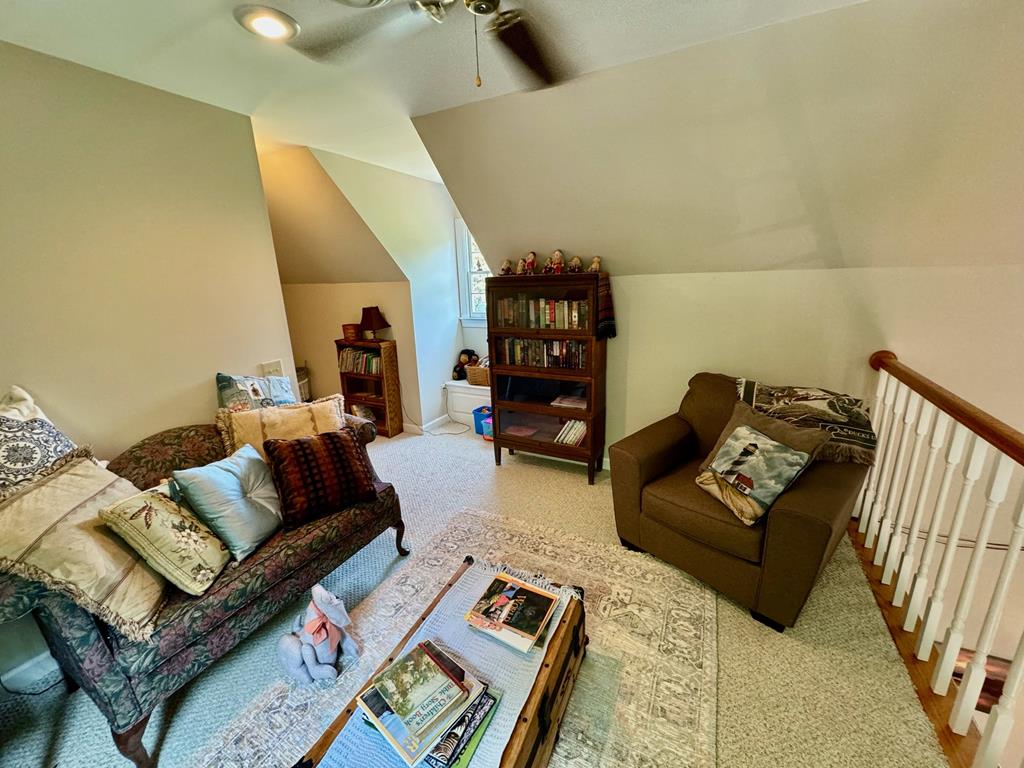 317 Lake Ridge Drive Property Photo 26