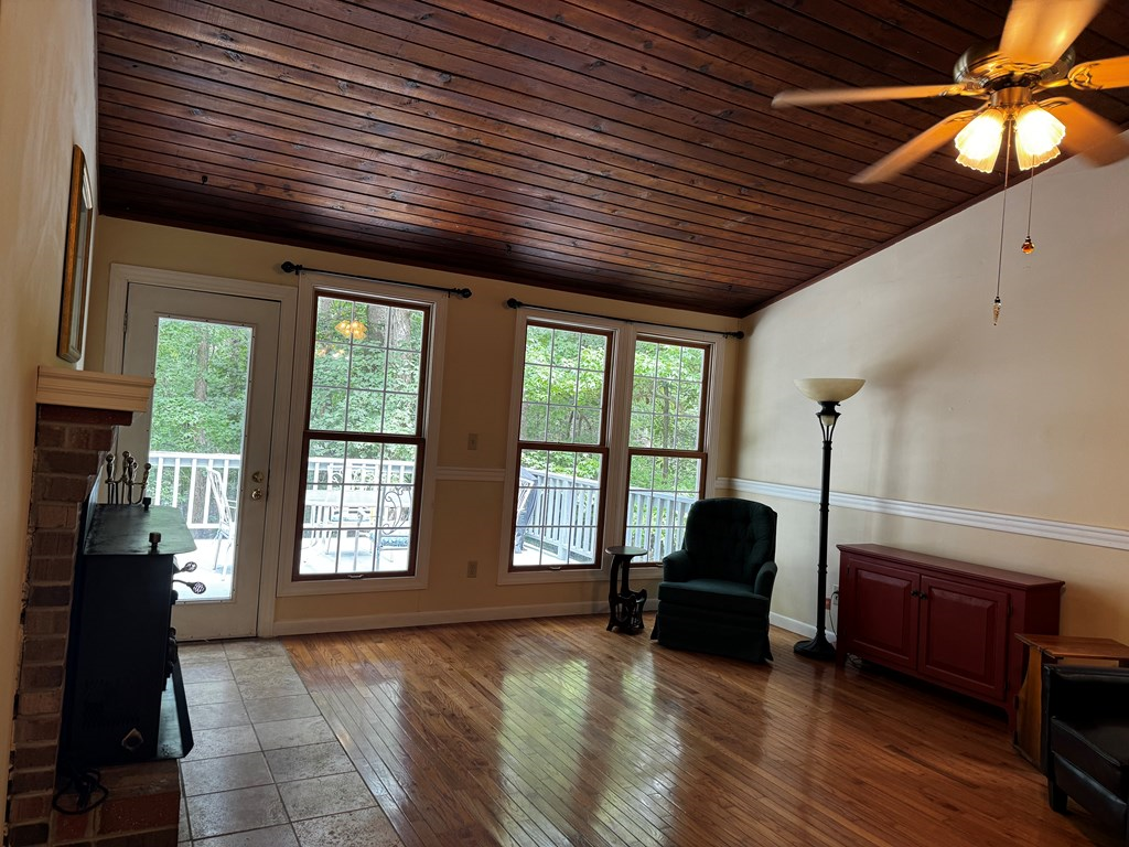 339 Highpoint Boulevard Property Photo 9