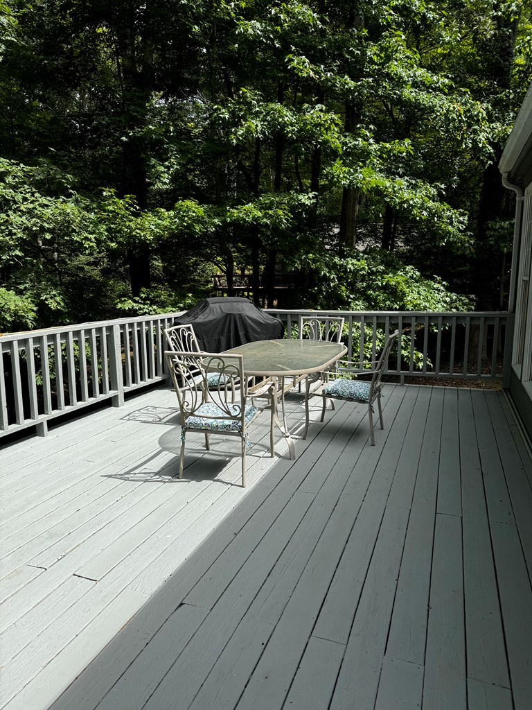 339 Highpoint Boulevard Property Photo 19