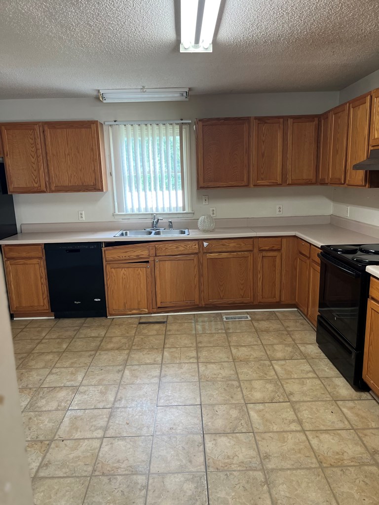205 Smith Street Property Photo 3