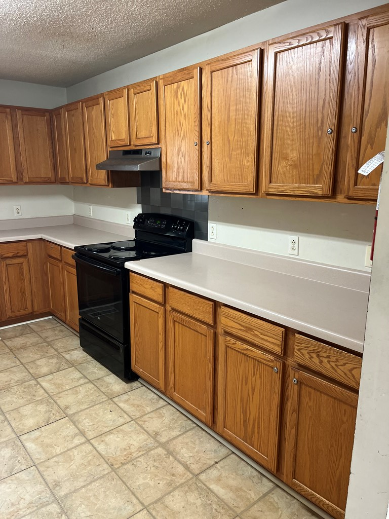 205 Smith Street Property Photo 4