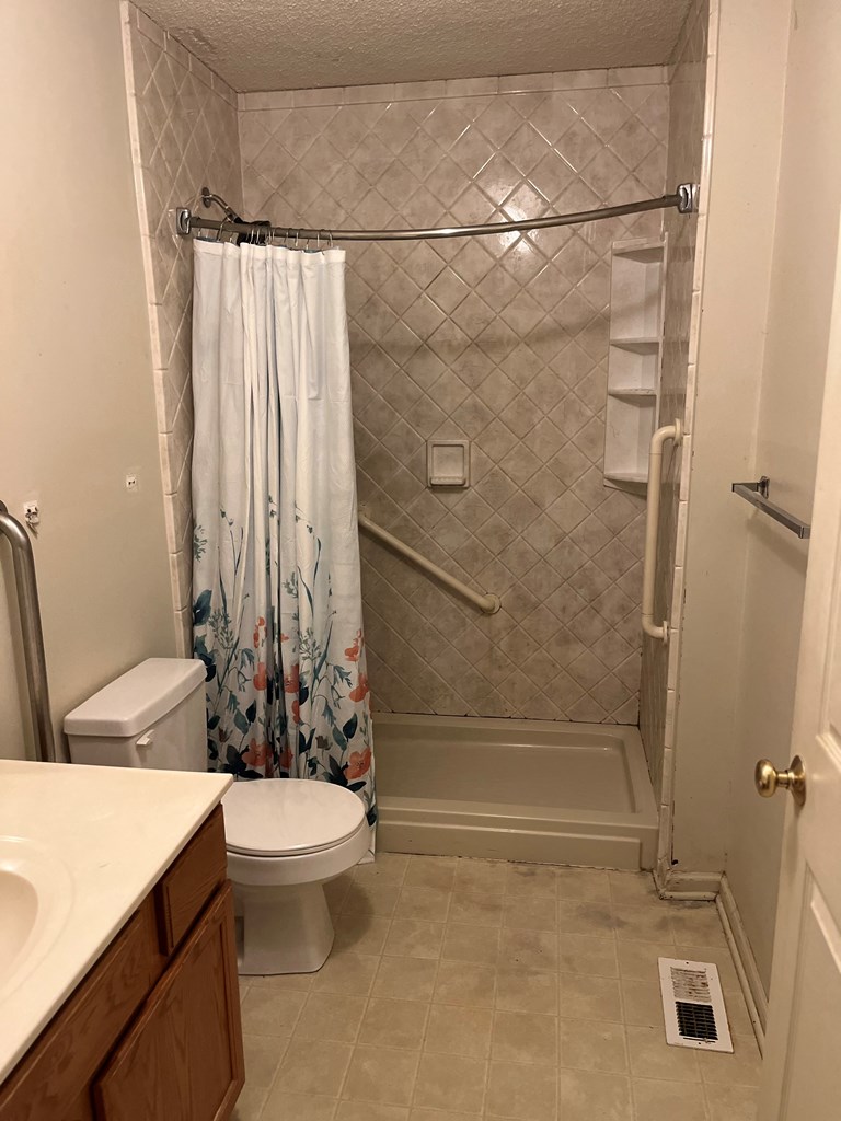 205 Smith Street Property Photo 10