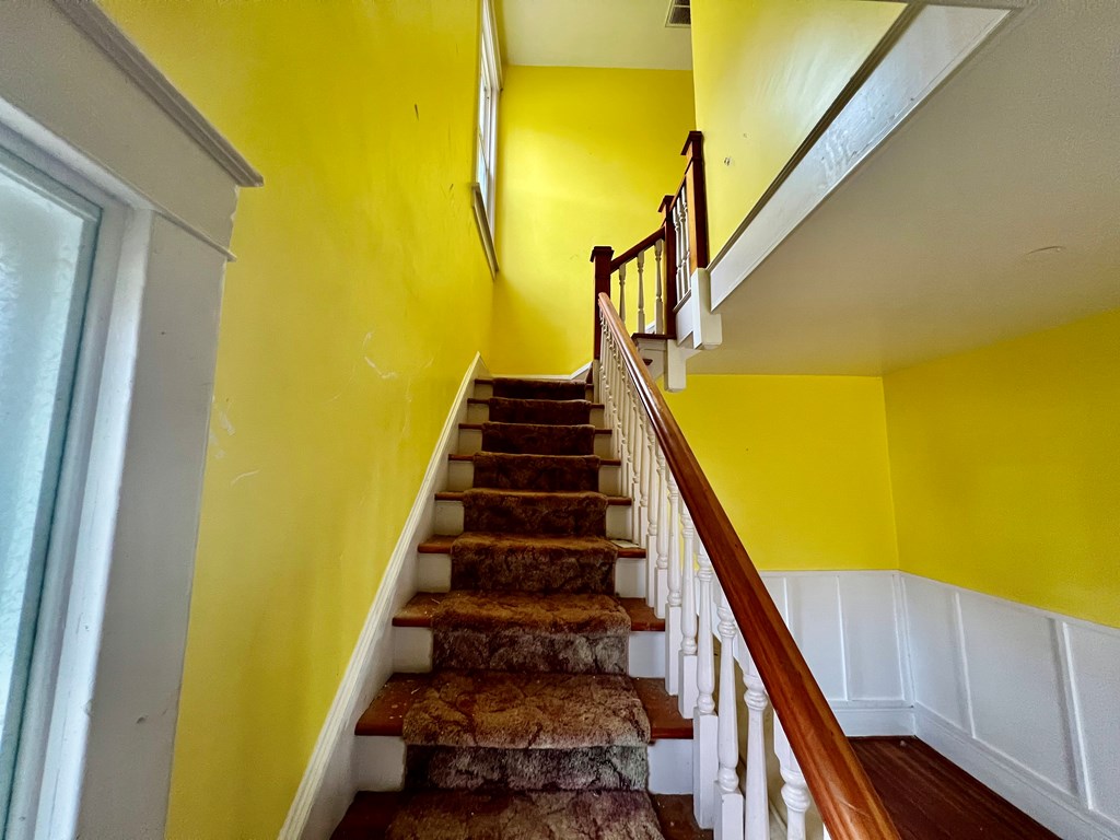 735 Marshall Avenue Property Photo 7