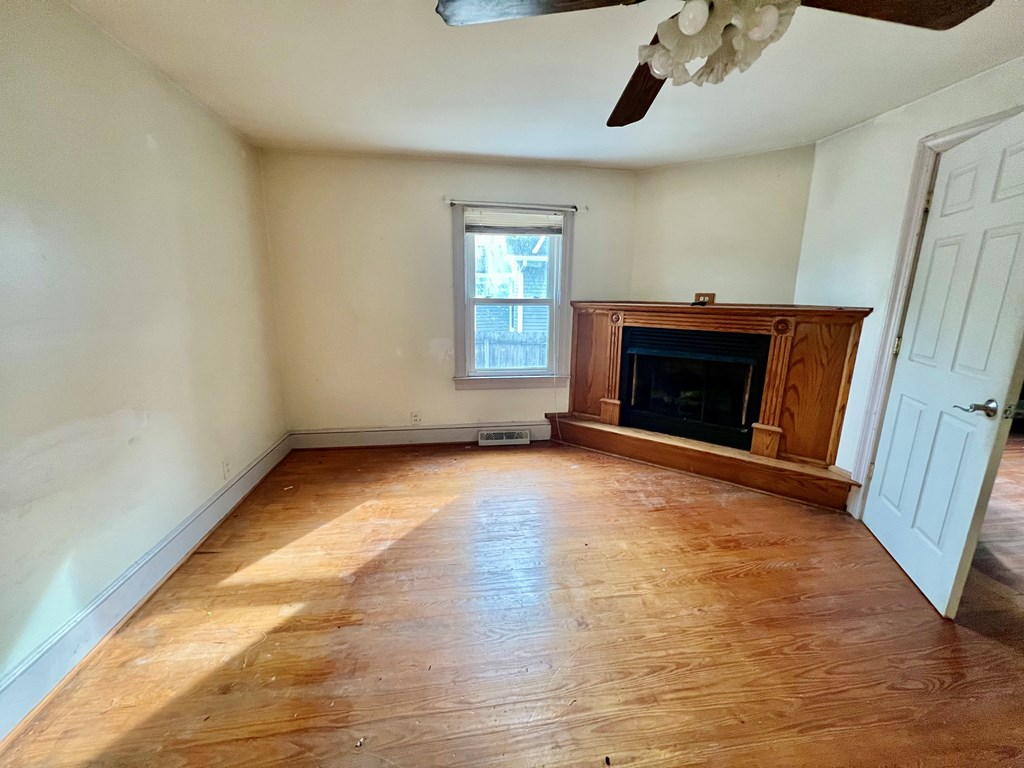 735 Marshall Avenue Property Photo 8