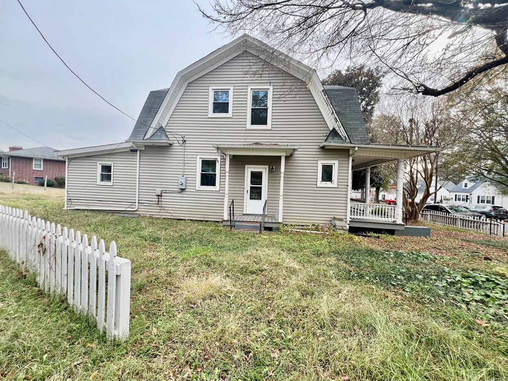735 Marshall Avenue Property Photo 20