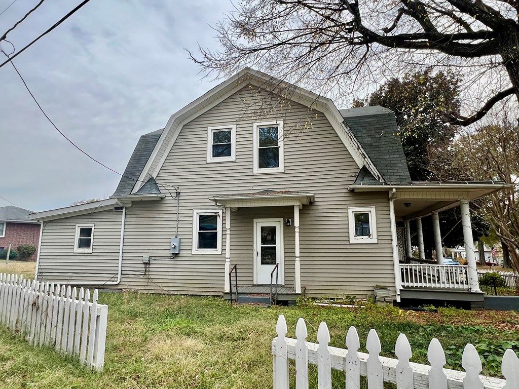 735 Marshall Avenue Property Photo 21