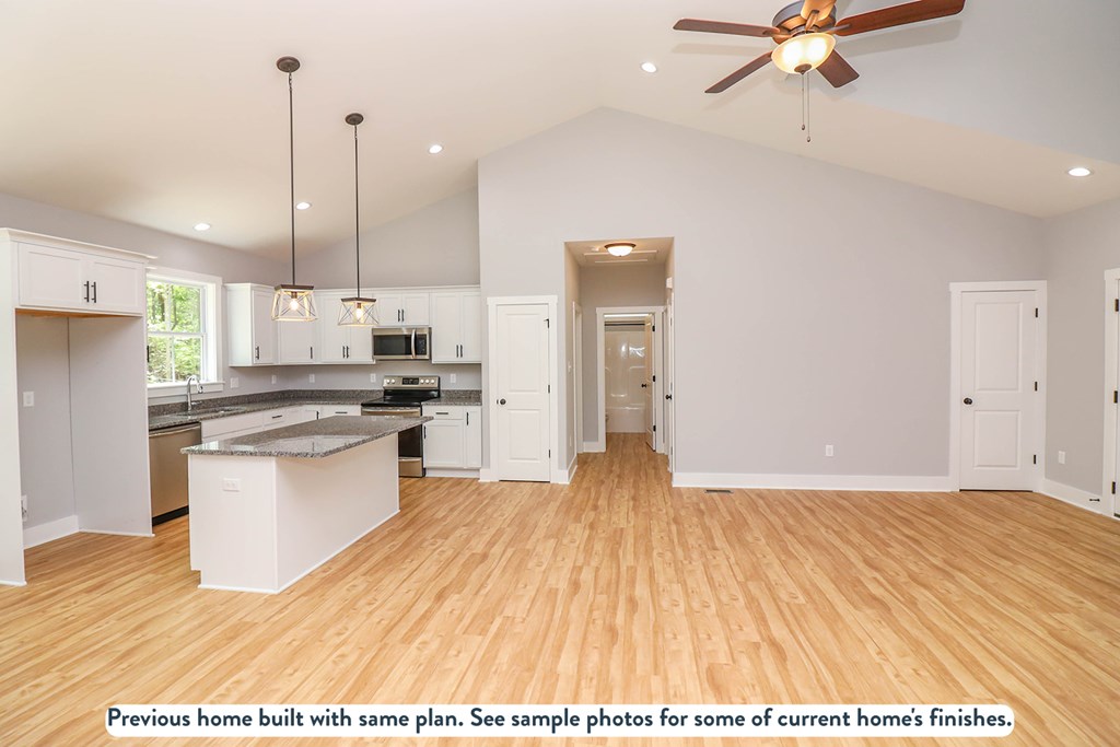 3877 Evans Creek Road Property Photo 6