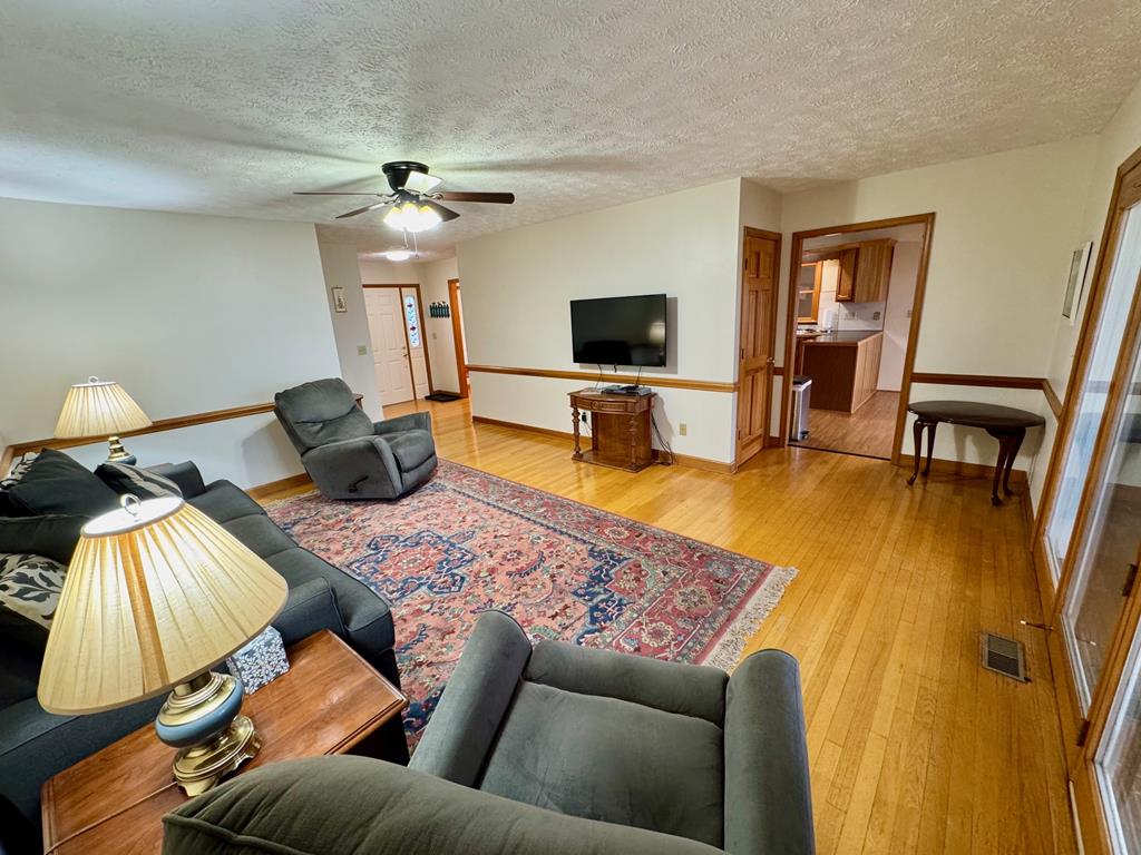 75 Roanoke Court Property Photo 12