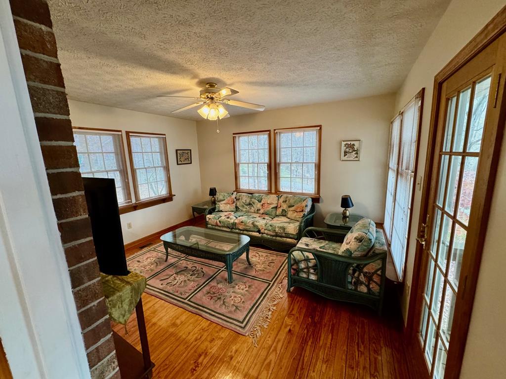 75 Roanoke Court Property Photo 14