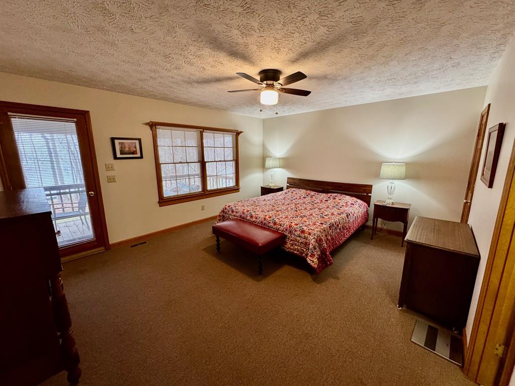 75 Roanoke Court Property Photo 15
