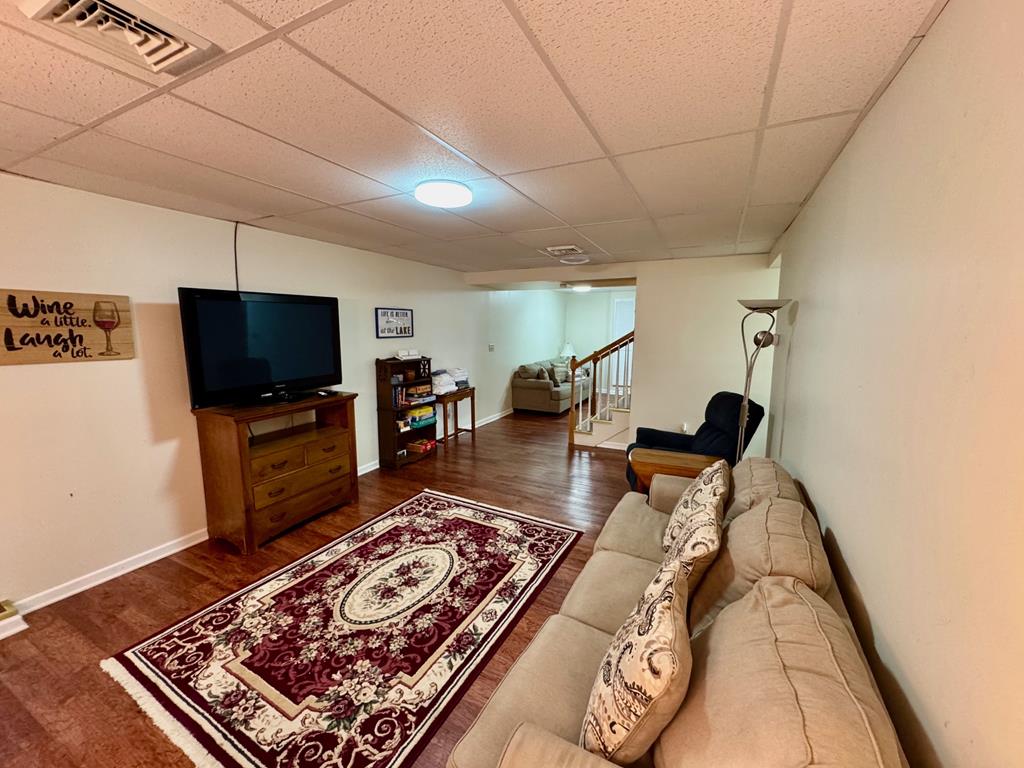 75 Roanoke Court Property Photo 28