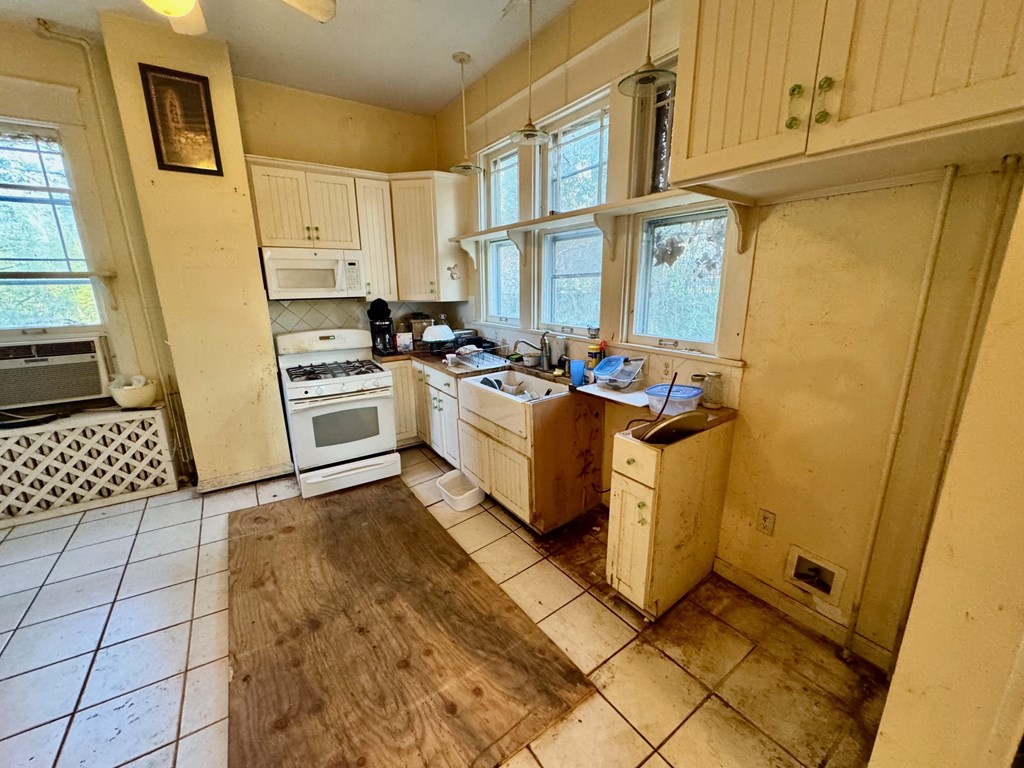 906 Virginia Avenue Property Photo 18