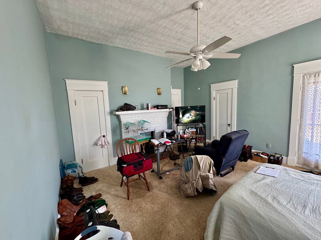 906 Virginia Avenue Property Photo 24