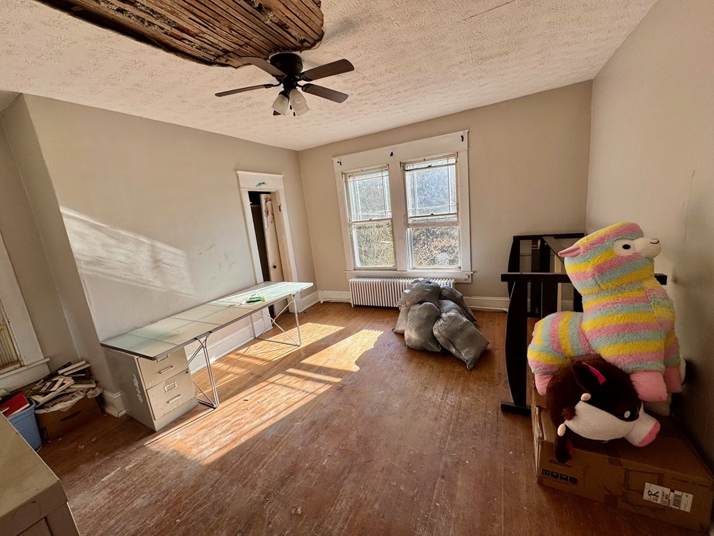 906 Virginia Avenue Property Photo 27