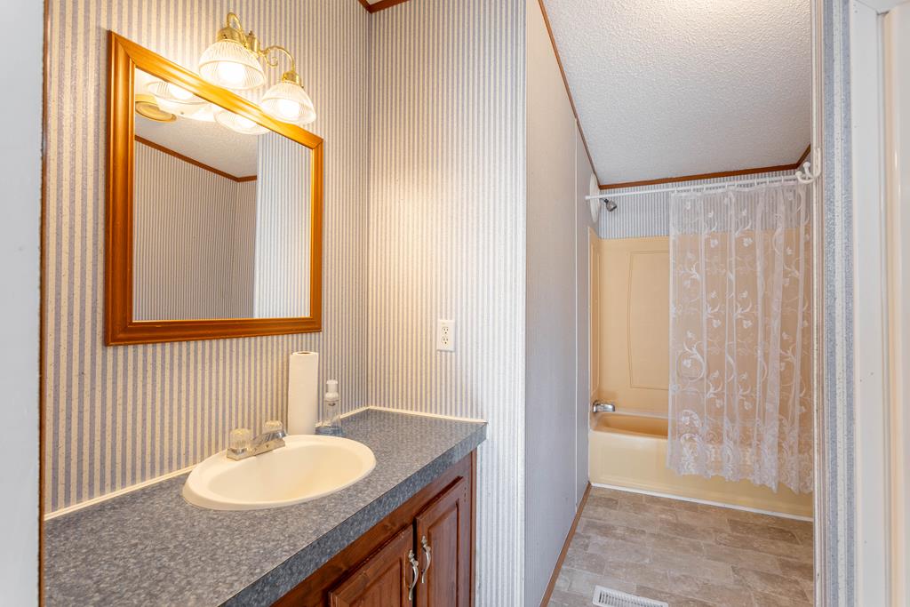 4091 Cluster Springs Road Property Photo 14