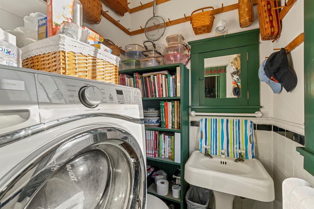 100 Eighth Street Property Photo 17