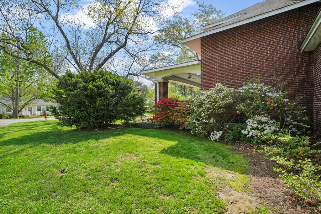 100 Eighth Street Property Photo 35