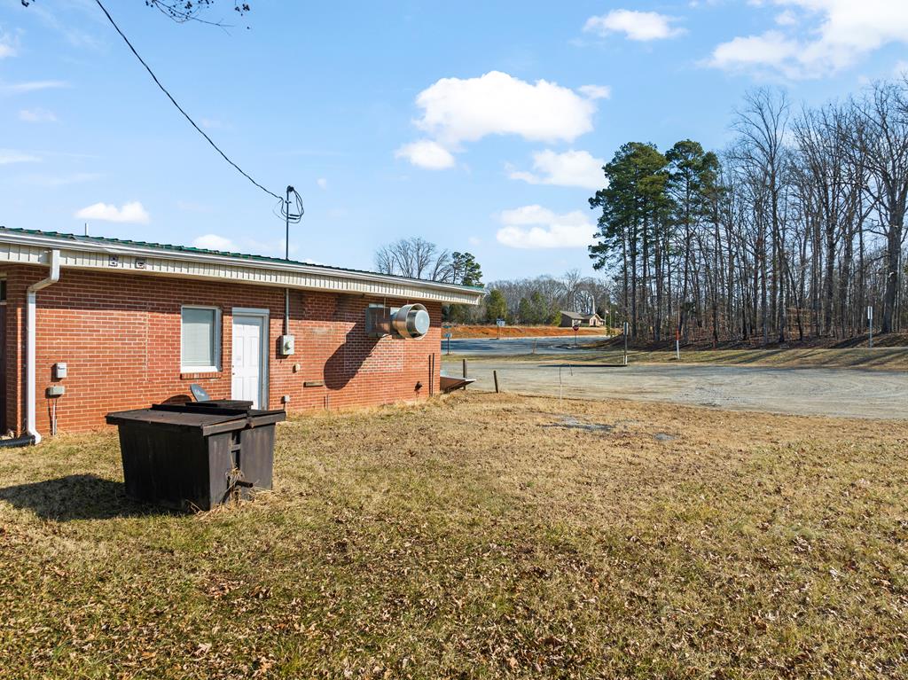 11256 Highway 15 South Property Photo 7