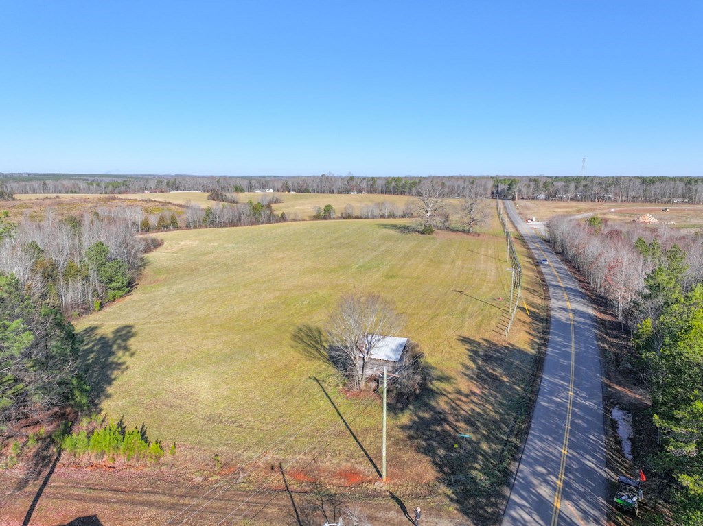 00 Highway 660 Property Photo 5