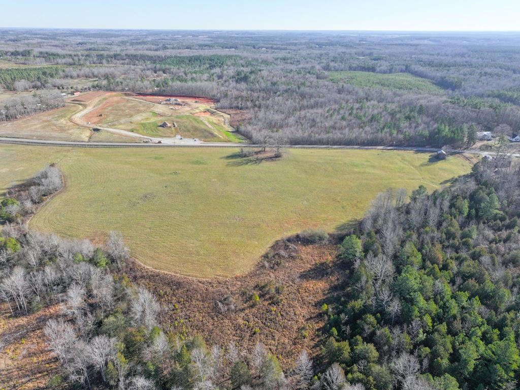 00 Highway 660 Property Photo 9