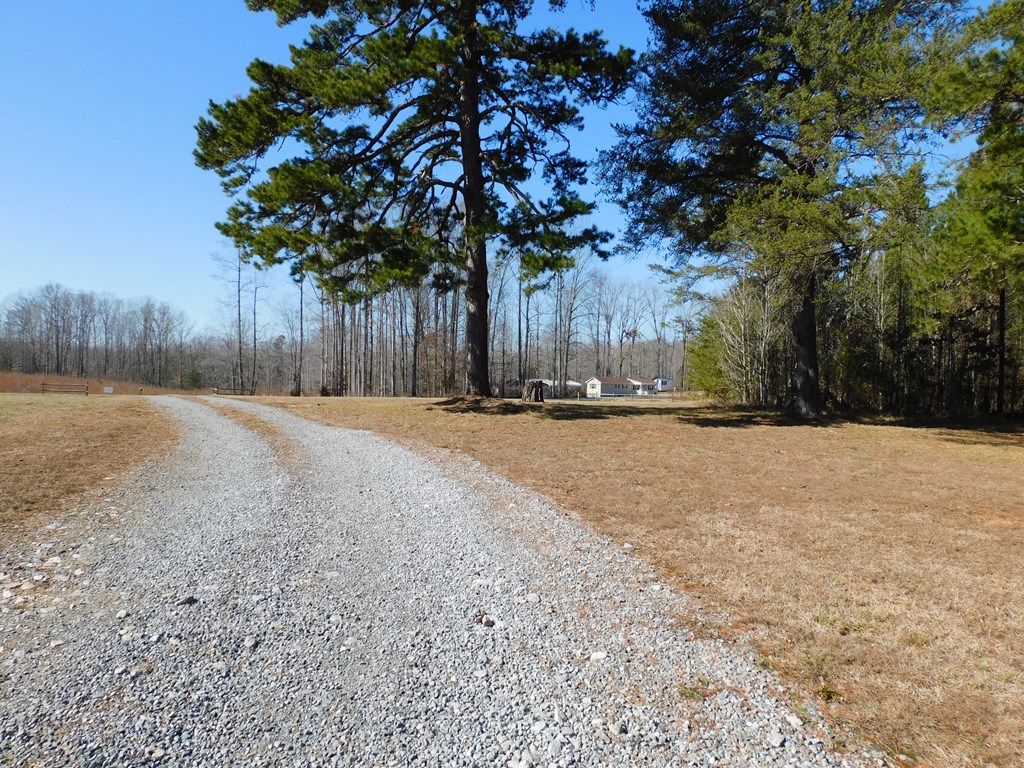 8.93 Guill Town Road Property Photo 8