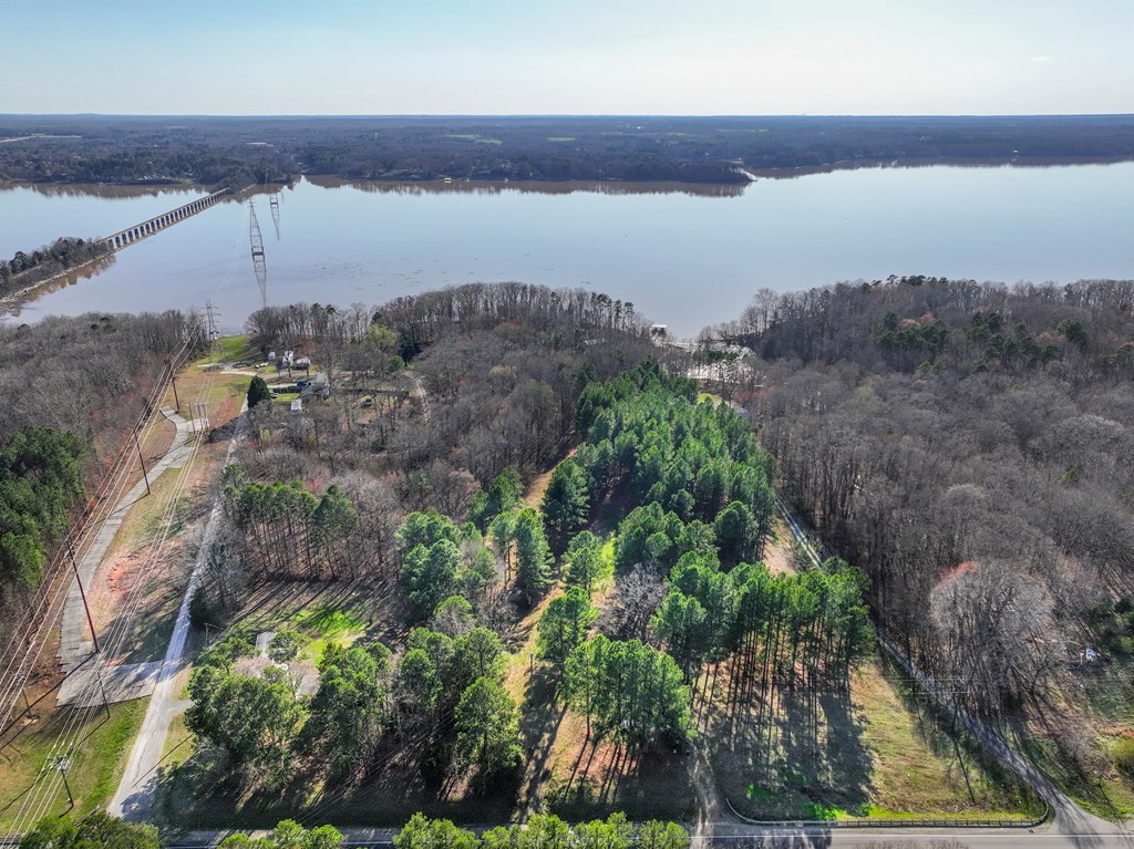 7254 Highway 15 North Property Photo 7
