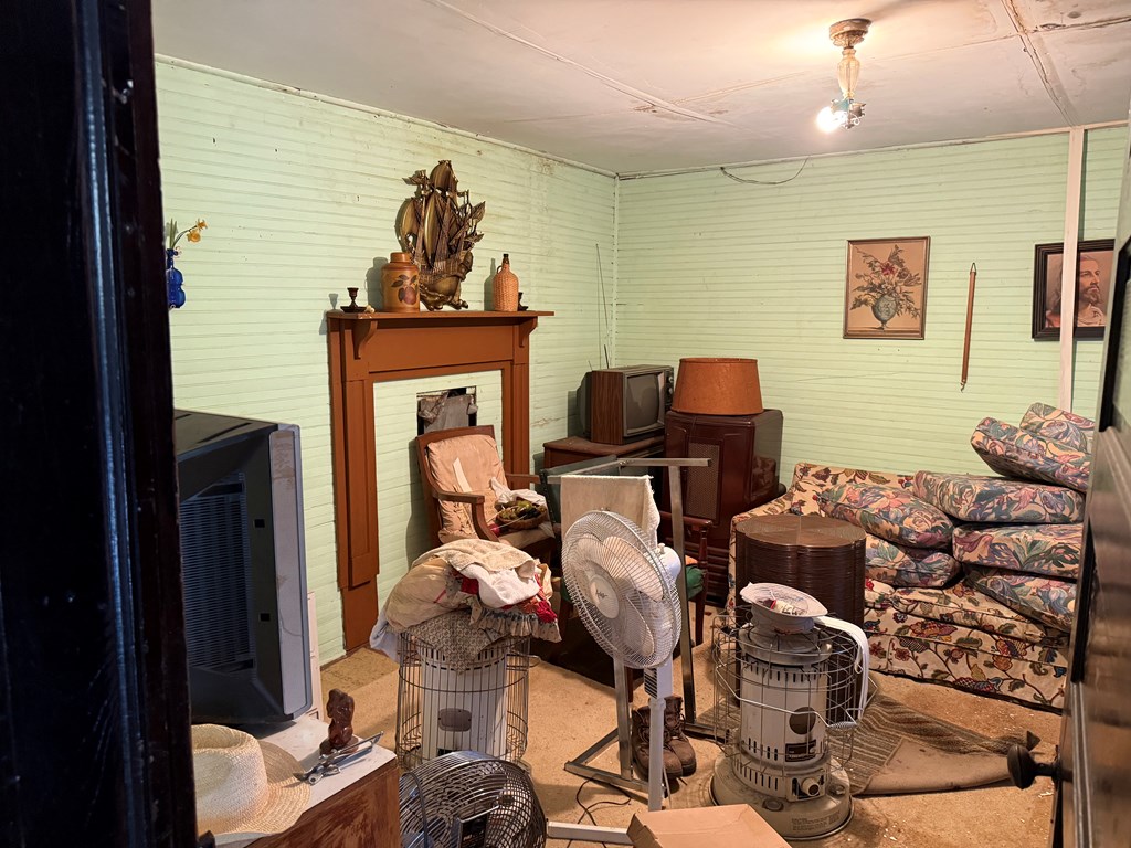 3741 Baskerville Road Property Photo 4