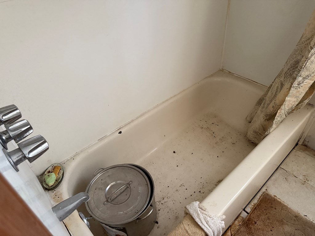 3741 Baskerville Road Property Photo 18