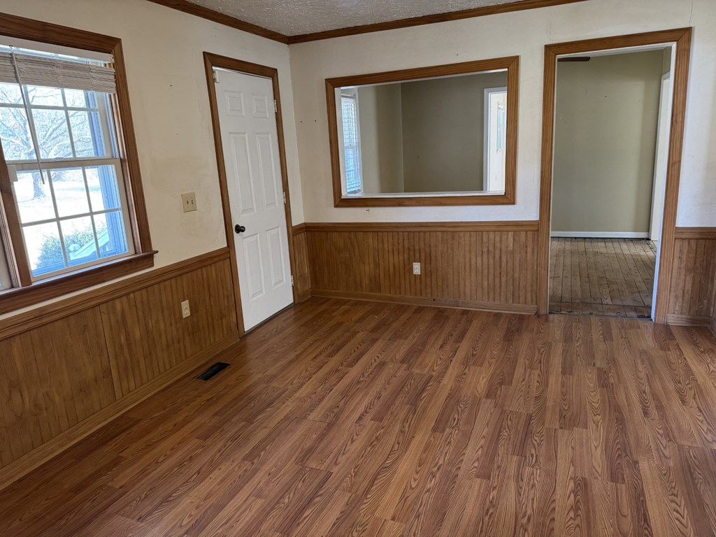 1036 Belt Boulevard Property Photo 7
