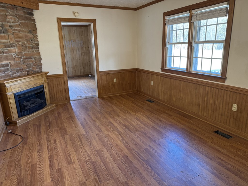 1036 Belt Boulevard Property Photo 9