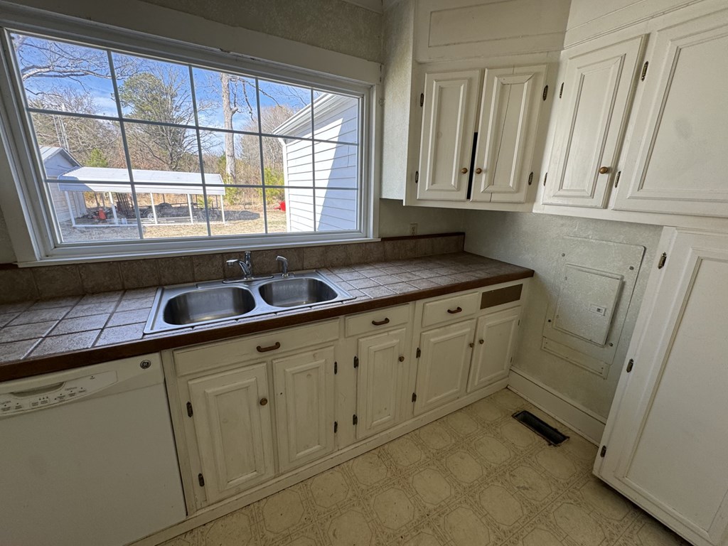 1036 Belt Boulevard Property Photo 15