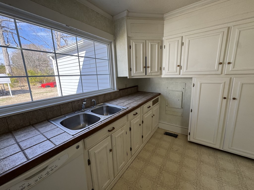 1036 Belt Boulevard Property Photo 17