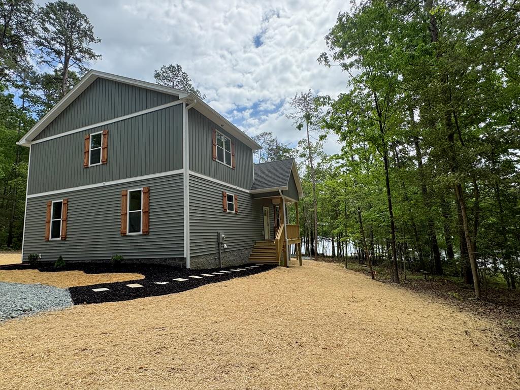 959 Beaver Pond Road Property Photo