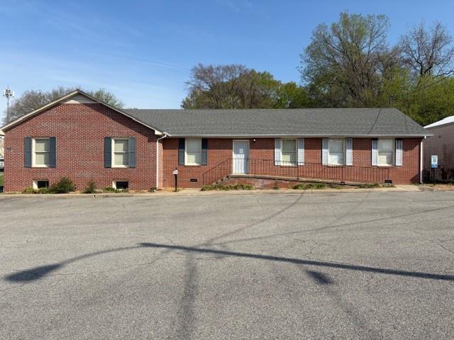 24592 Real Estate Listings Main Image