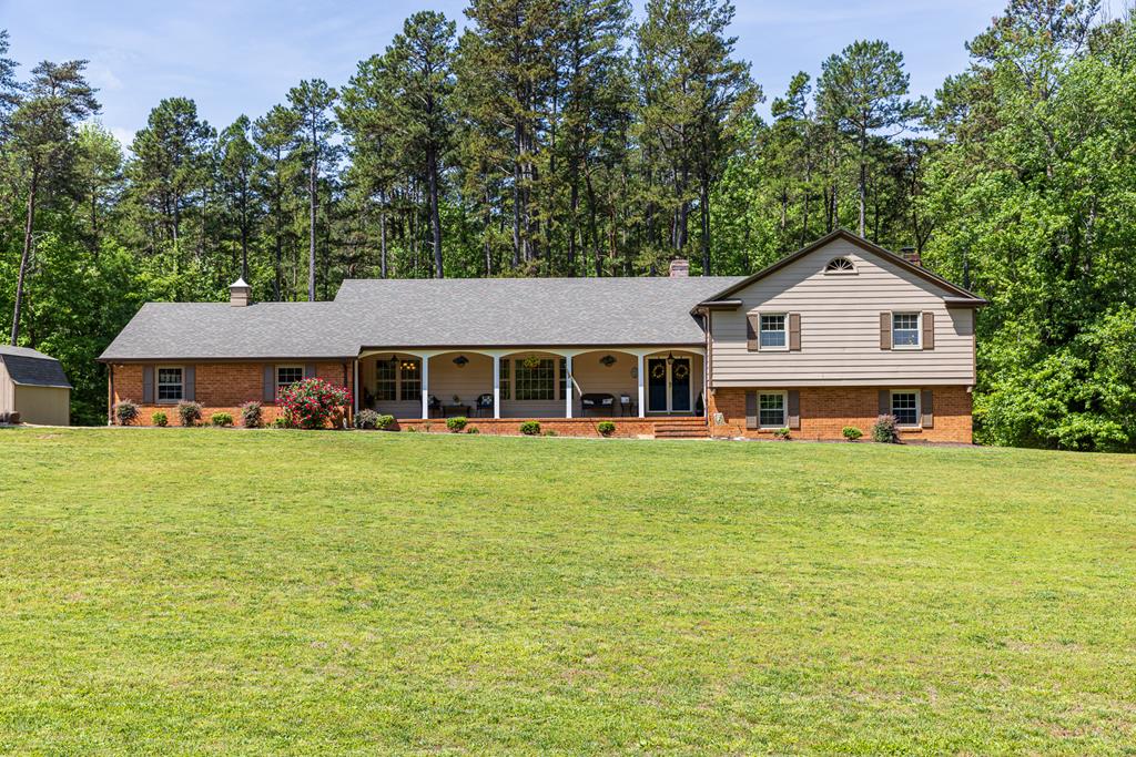 1073 Evergreen Trail Property Photo