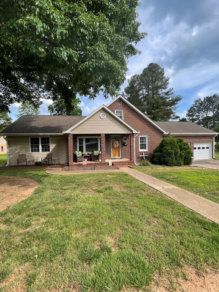 1033 Cluster Springs Road Property Photo